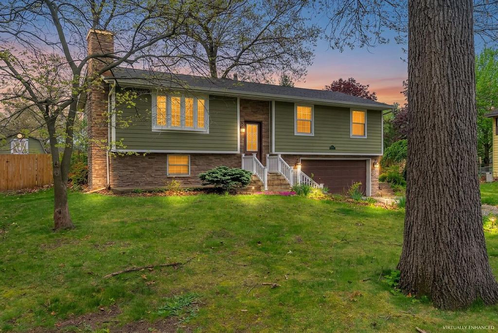 Photo of 12203 Duttlinger Lane, Wheatfield, IN 46392 (MLS # 837903)