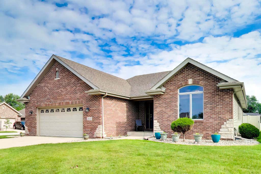 Photo of 2615 43rd Street, Highland, IN 46322 (MLS # 841454)