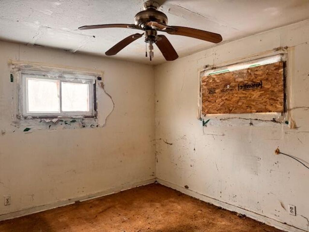 Photo of 2301 E 20th Avenue, Gary, IN 46407 (MLS # 835891)