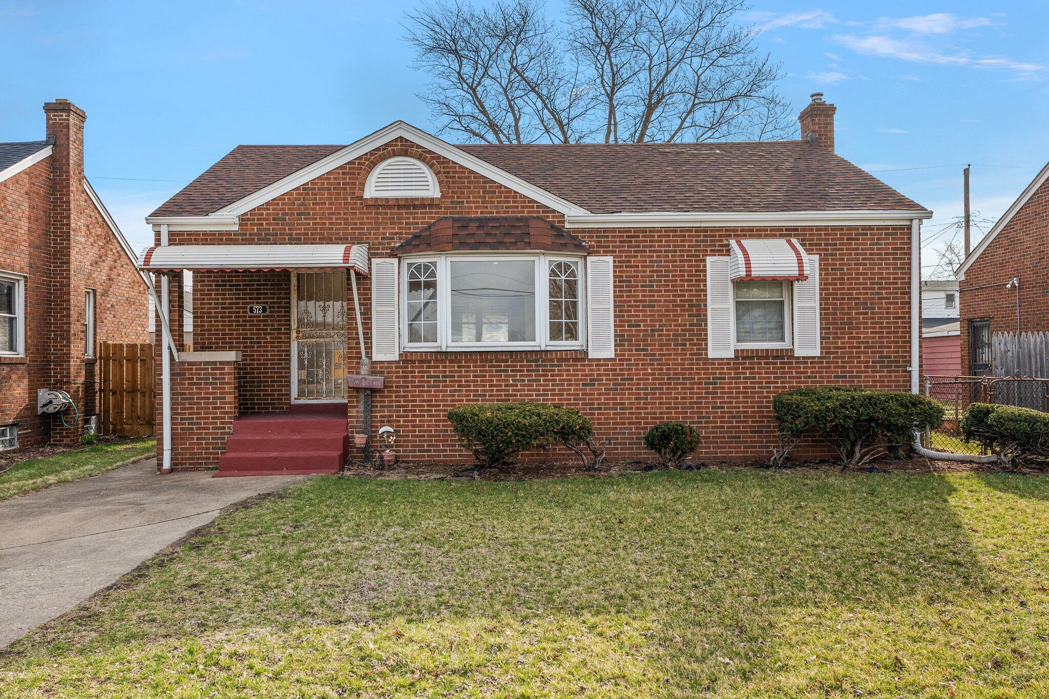 Gary, Indiana 46404, United States, 2 Bedrooms Bedrooms, ,1 BathroomBathrooms,Residential,Active,95730