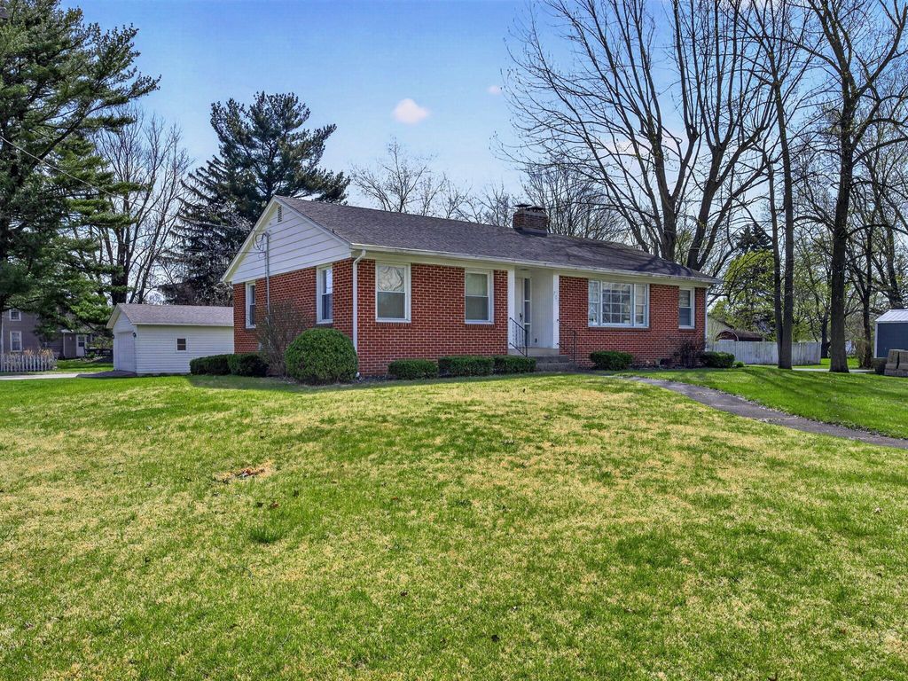 Photo of 701 S Rose Avenue, Kouts, IN 46347 (MLS # 837049)