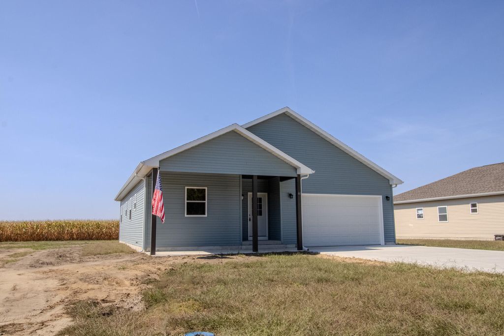 Photo of 66 S Jefferson Street, Hamlet, IN 46532 (MLS # 837031)