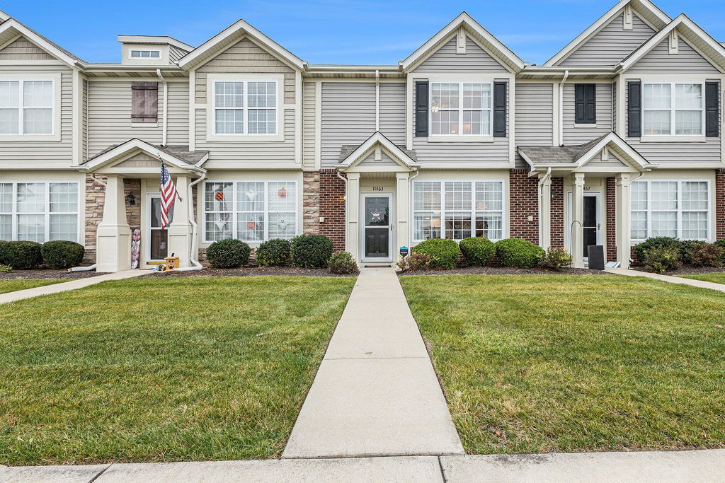 Photo of 11463 Vermont Place, Crown Point, IN 46307 (MLS # 829487)