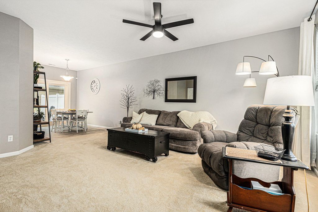 Photo of 11463 Vermont Place, Crown Point, IN 46307 (MLS # 829487)