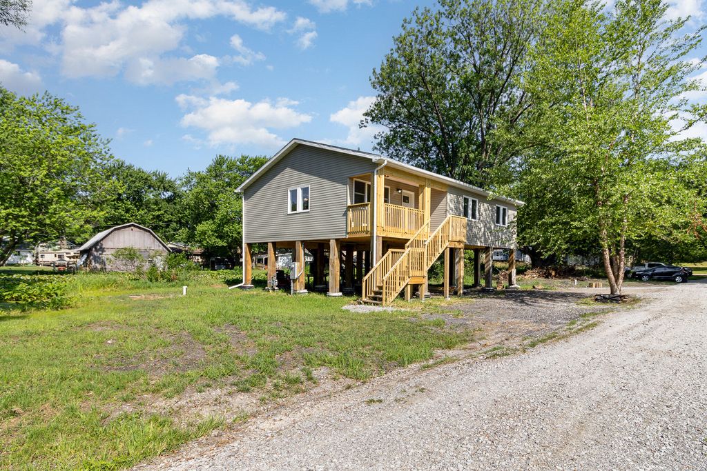 Photo of 44 Vick Tree Lane, Hebron, IN 46341 (MLS # 836594)