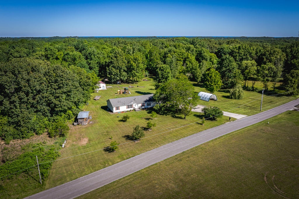 Photo of 489 E Furness Road, Michigan City, IN 46360 (MLS # 840604)