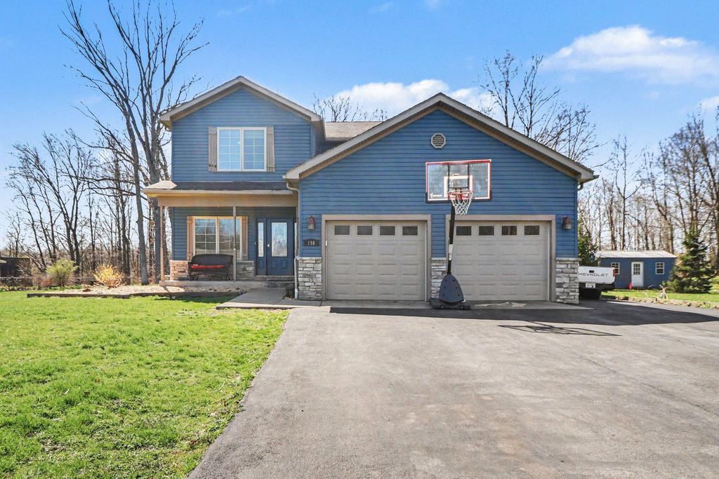 Photo of 190 E Mekeland Road, Chesterton, IN 46304 (MLS # 836709)