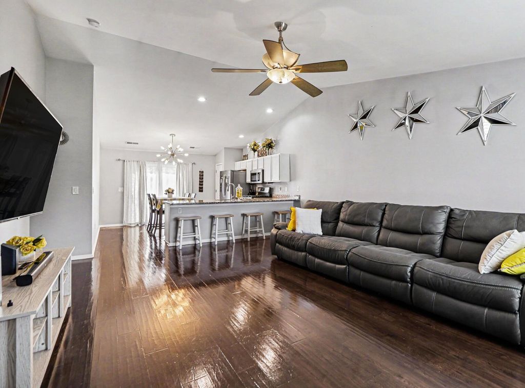 Photo of 4669 W 73rd Court, Merrillville, IN 46410 (MLS # 839178)