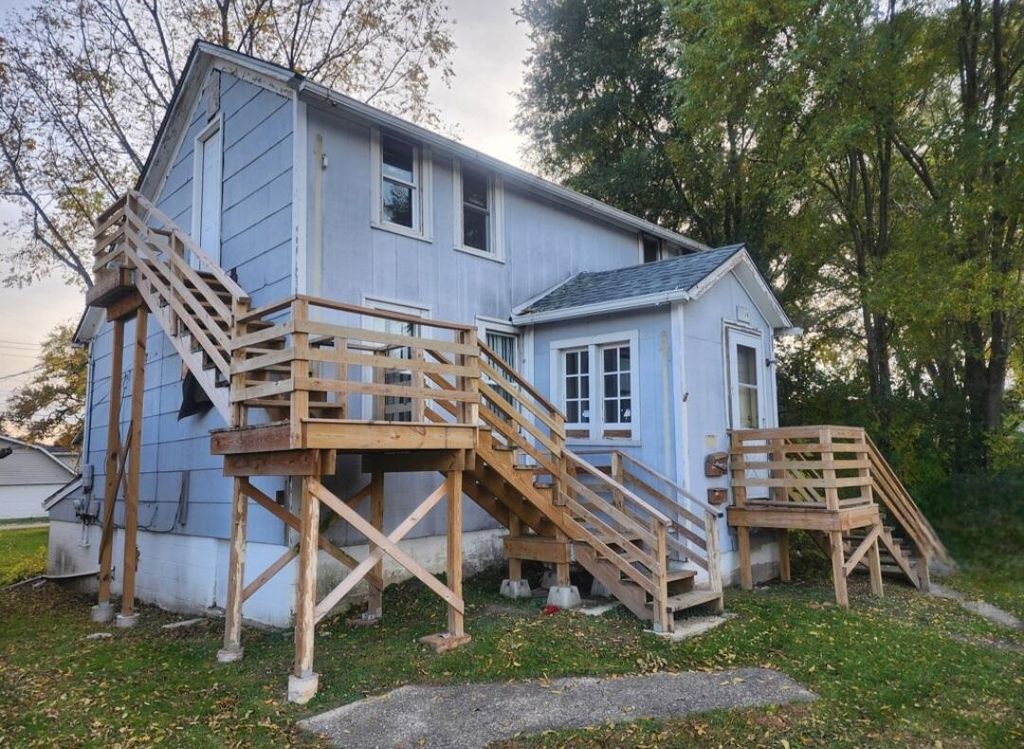 Photo of 1134 169th Street, Hammond, IN 46324 (MLS # 831857)