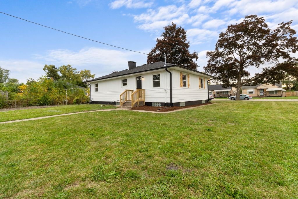 Photo of 4980 Washington Street, Gary, IN 46408 (MLS # 829548)