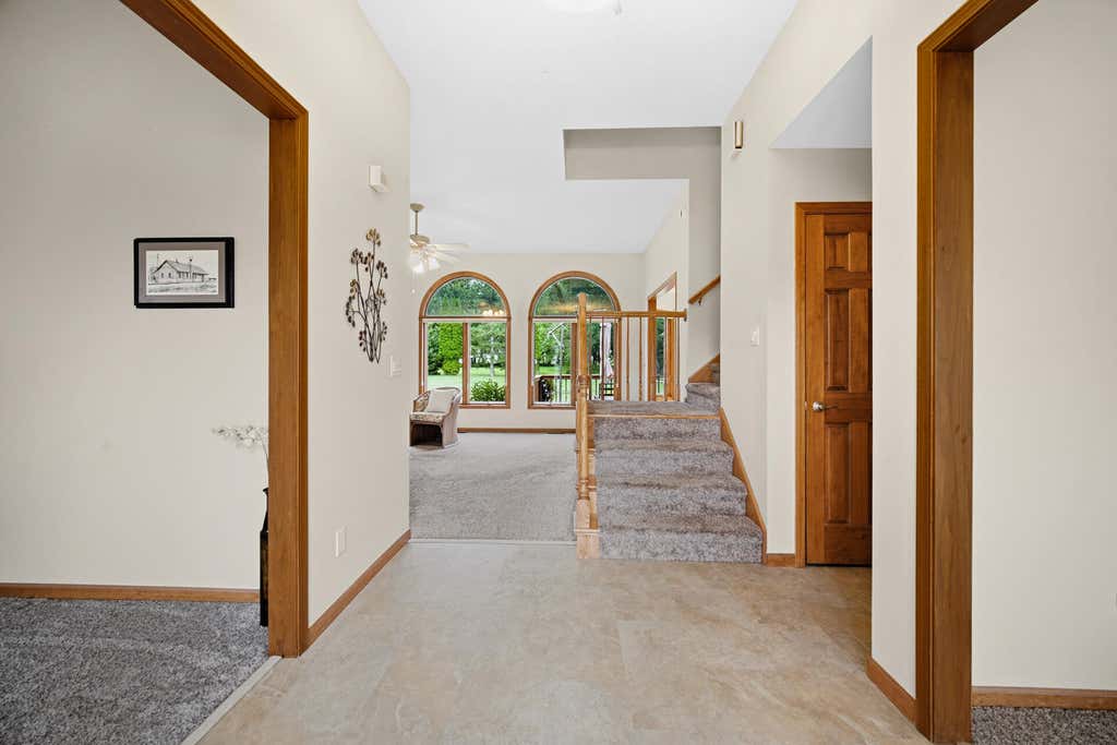 Photo of 2957 Woodbine Drive, Valparaiso, IN 46383 (MLS # 843127)