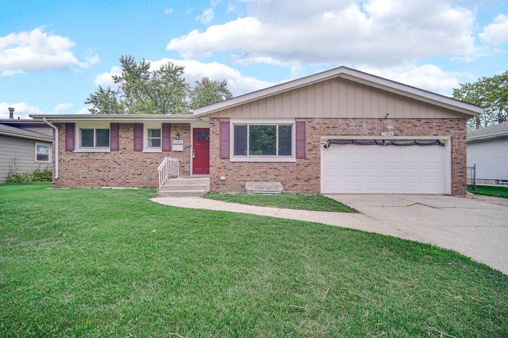 Photo of 2684 W 61st Avenue, Merrillville, IN 46410 (MLS # 831640)