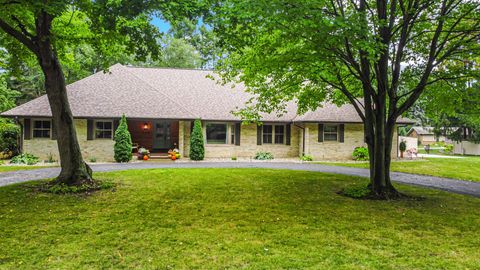 309 Fieldstone Drive, La Porte, IN 46350 - #: 810825