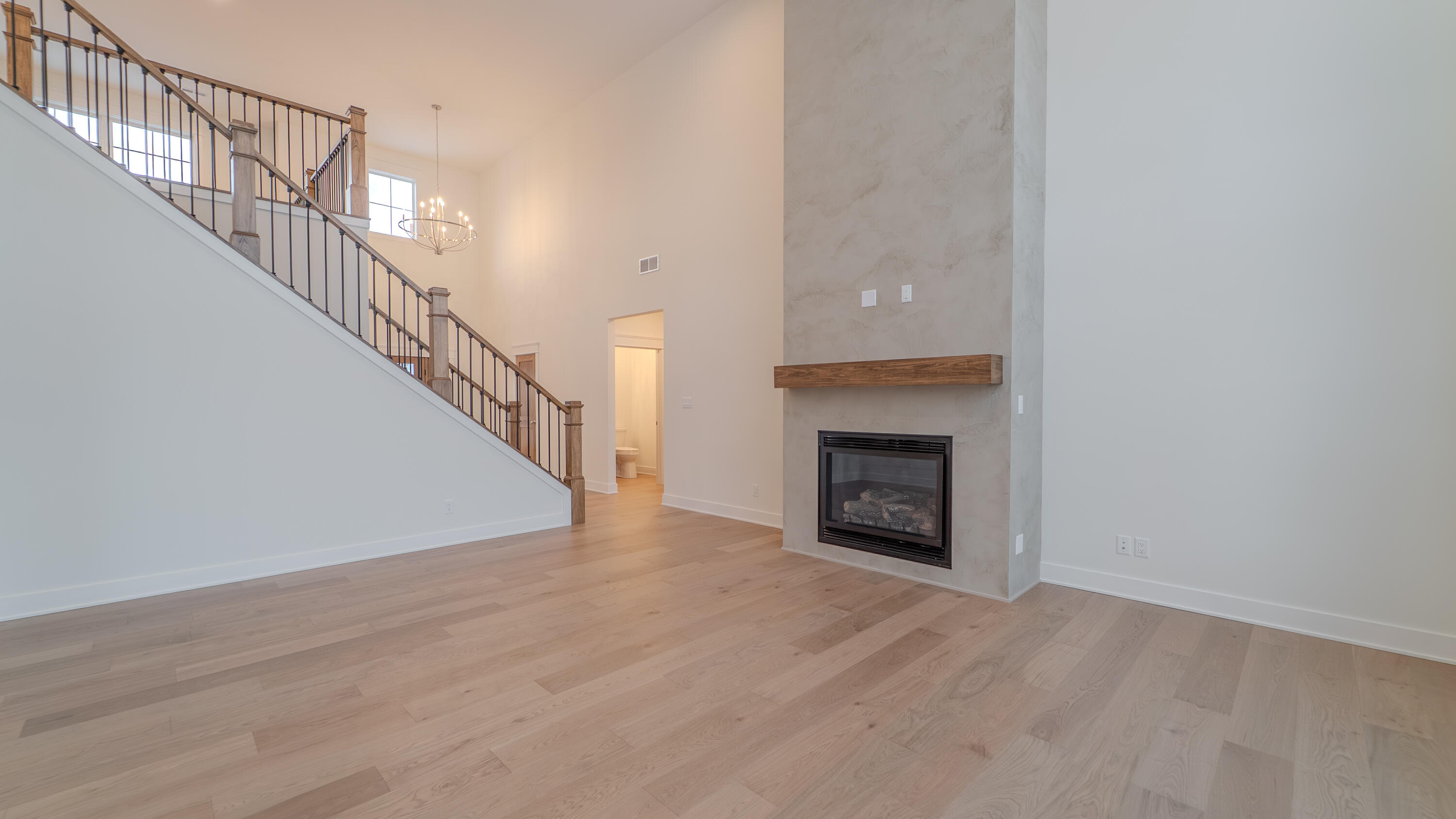 2900 Whispering Brook Lane