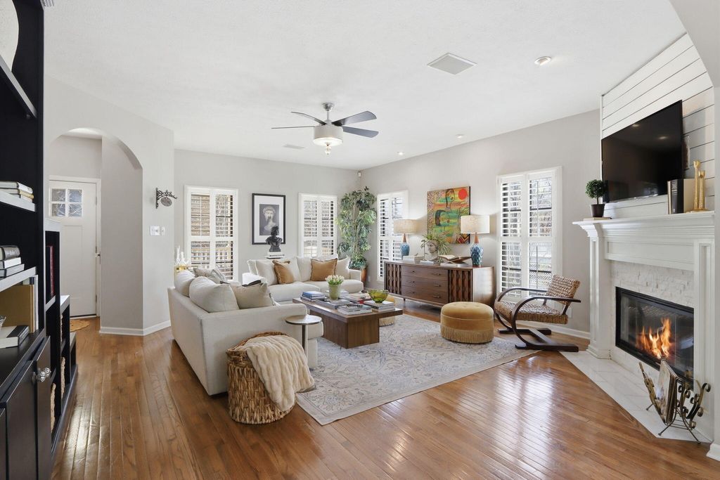 Photo of 2035 Rhettsbury Street, Carmel, IN 46032 (MLS # 836208)