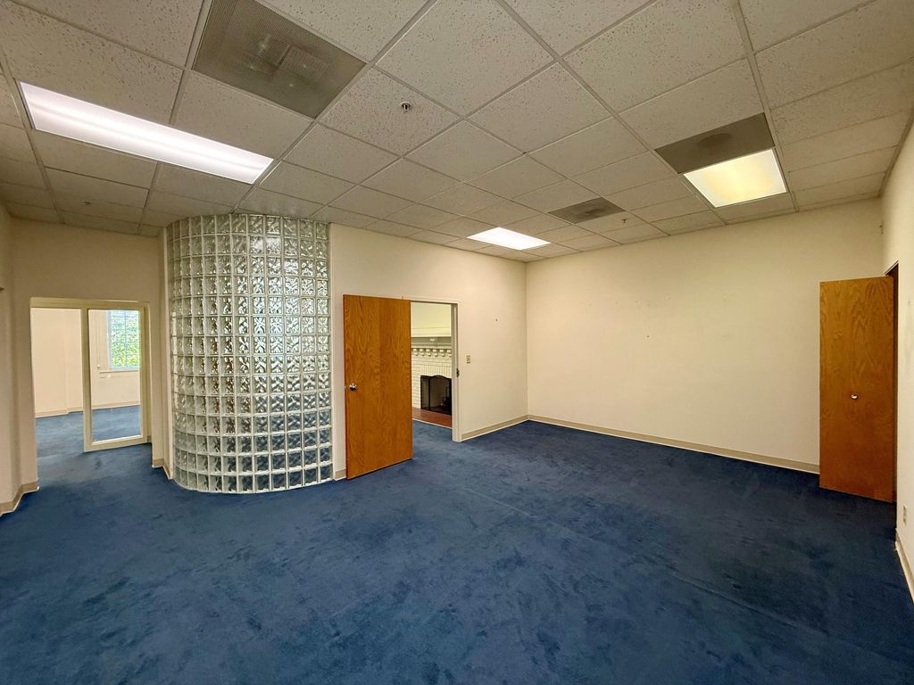Photo of 150 W Lincolnway #2003, Valparaiso, IN 46383 (MLS # 838960)