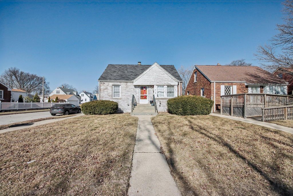 Photo of 919 171st Street, Hammond, IN 46324 (MLS # 834315)