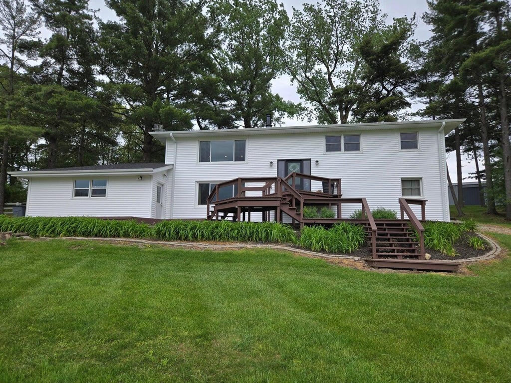 Photo of 15100 White Oak Avenue, Lowell, IN 46356 (MLS # 844637)