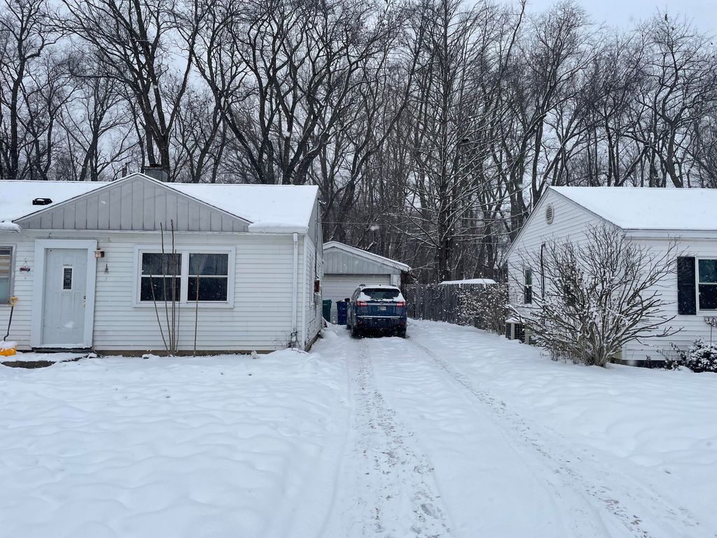 Photo of 207 E 9th Street, La Porte, IN 46350 (MLS # 831875)