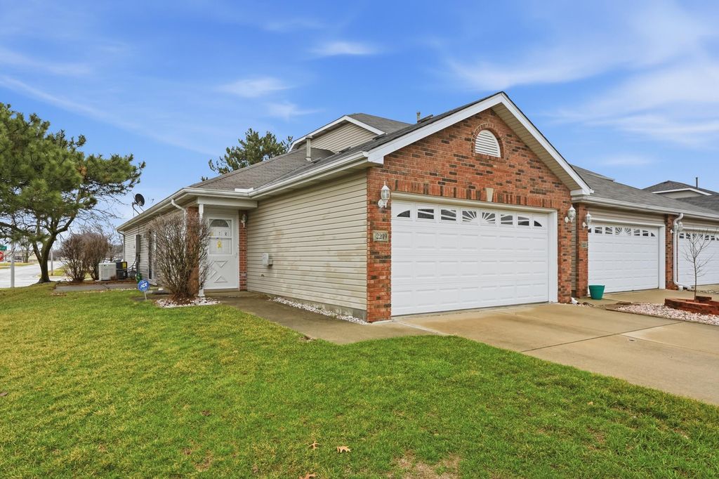 Photo of 2219 Sandridge Lane, Dyer, IN 46311 (MLS # 835527)