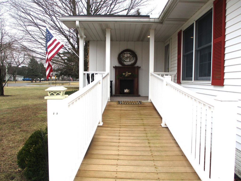 Photo of 478 W 900 S, Hebron, IN 46341 (MLS # 835008)