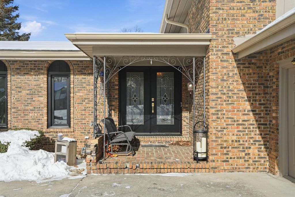 Photo of 12022 W 90th Avenue, Saint John, IN 46373 (MLS # 833394)