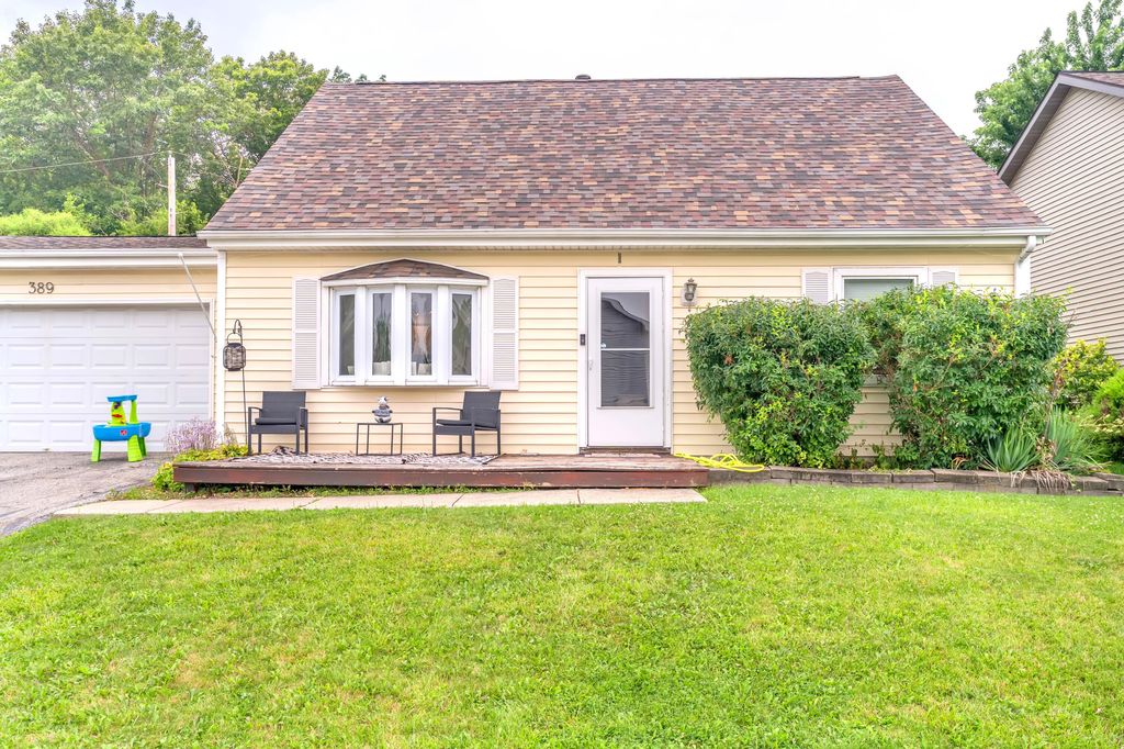 Photo of 389 Rainier Road, Valparaiso, IN 46385 (MLS # 842642)