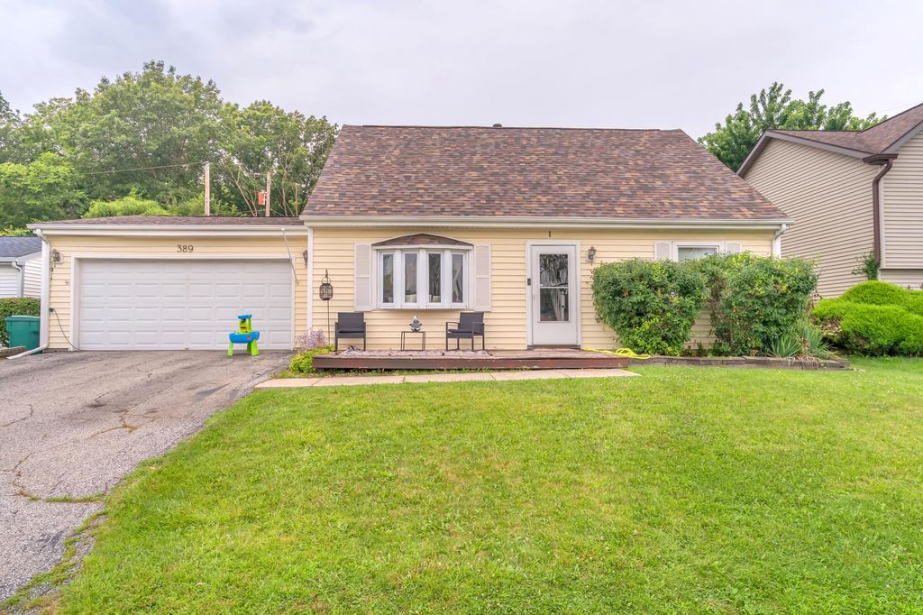 Photo of 389 Rainier Road, Valparaiso, IN 46385 (MLS # 842642)