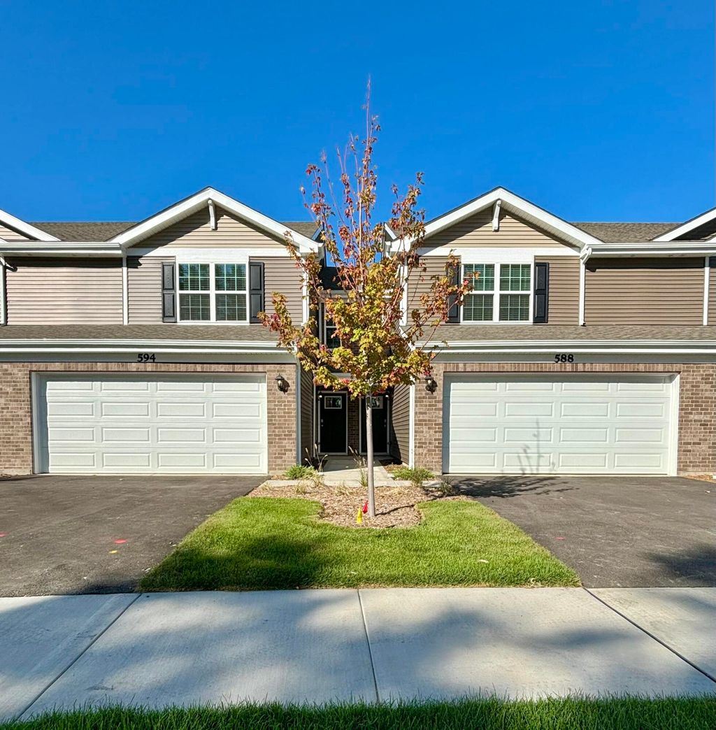 Photo of 234 W 39th Place, Hobart, IN 46342 (MLS # 829934)