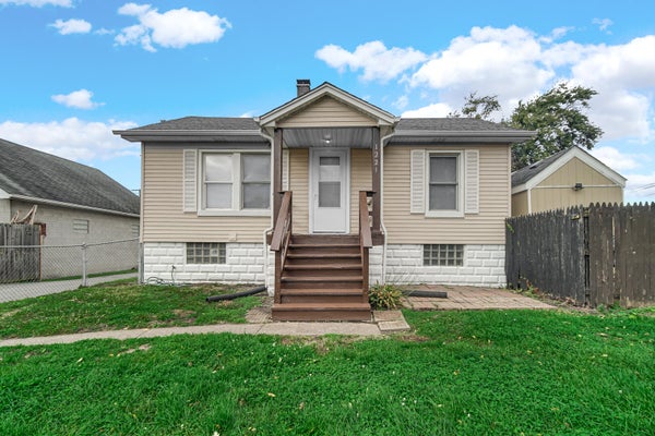 1221 169TH ST, HAMMOND, IN 46324 - Image 265e4ff9155135f5b8fd4f072af103a4/610794602