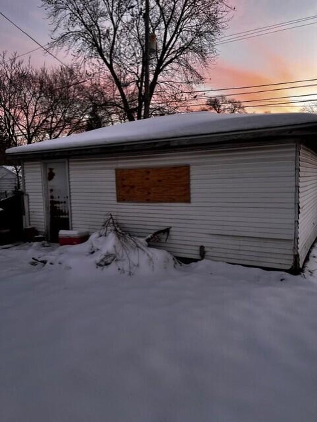 Photo of 1593 Kenilworth Drive, Calumet City, IL 60409 (MLS # 833618)