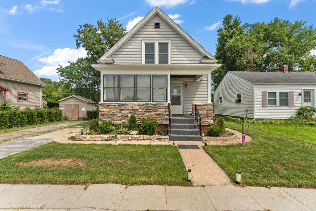 Photo of 229 Rockwood Street, La Porte, IN 46350 (MLS # 844169)