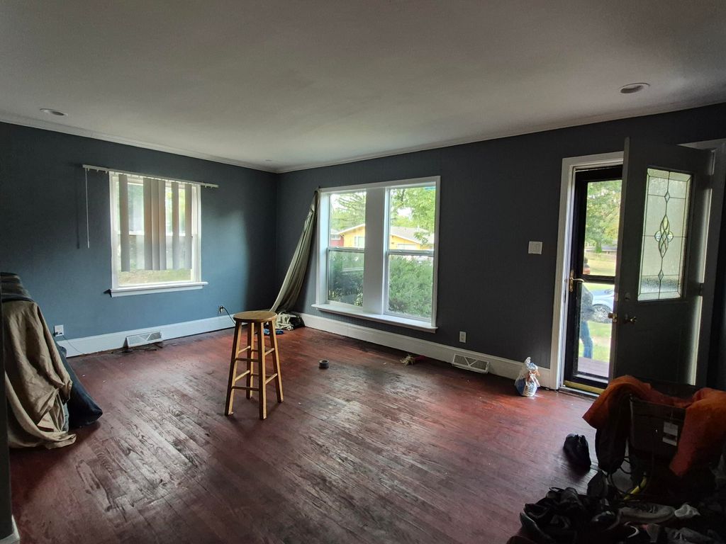 Photo of 1017 Utah Street, Gary, IN 46403 (MLS # 829301)