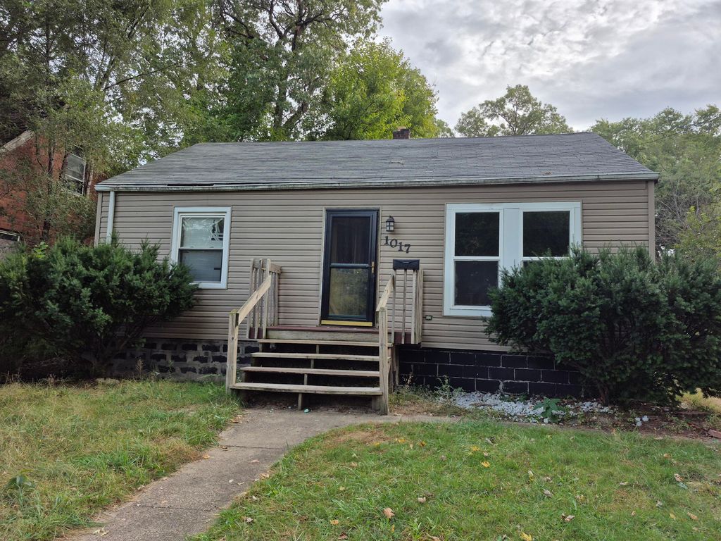 Photo of 1017 Utah Street, Gary, IN 46403 (MLS # 829301)