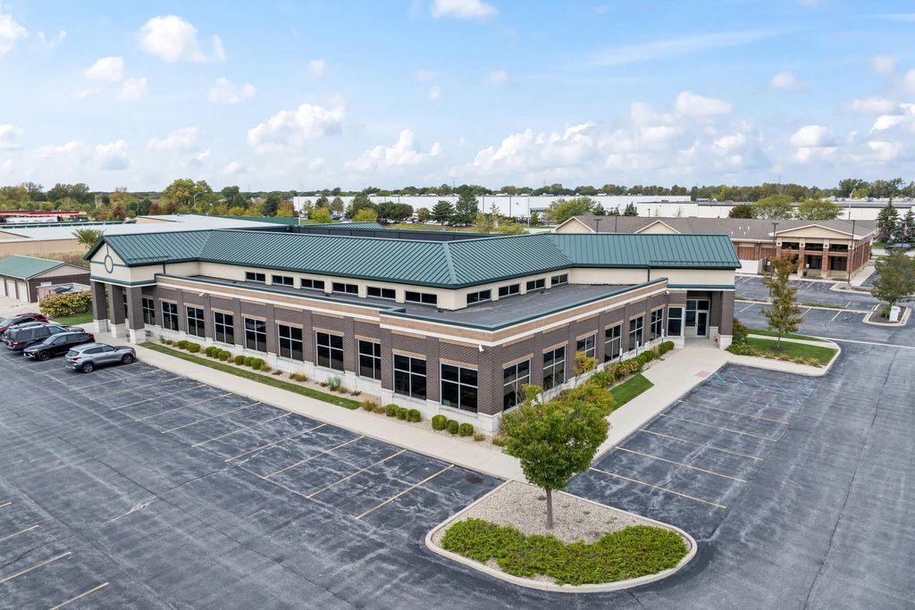 Photo of 9404 Margo Lane, Munster, IN 46321 (MLS # 832724)