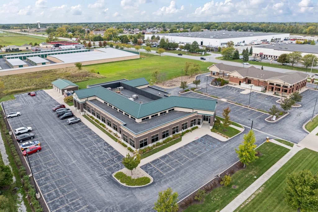 Photo of 9404 Margo Lane, Munster, IN 46321 (MLS # 832724)