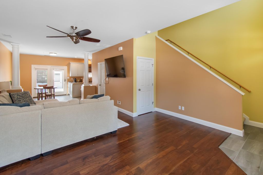 Photo of 11828 Broadway, Crown Point, IN 46307 (MLS # 832225)