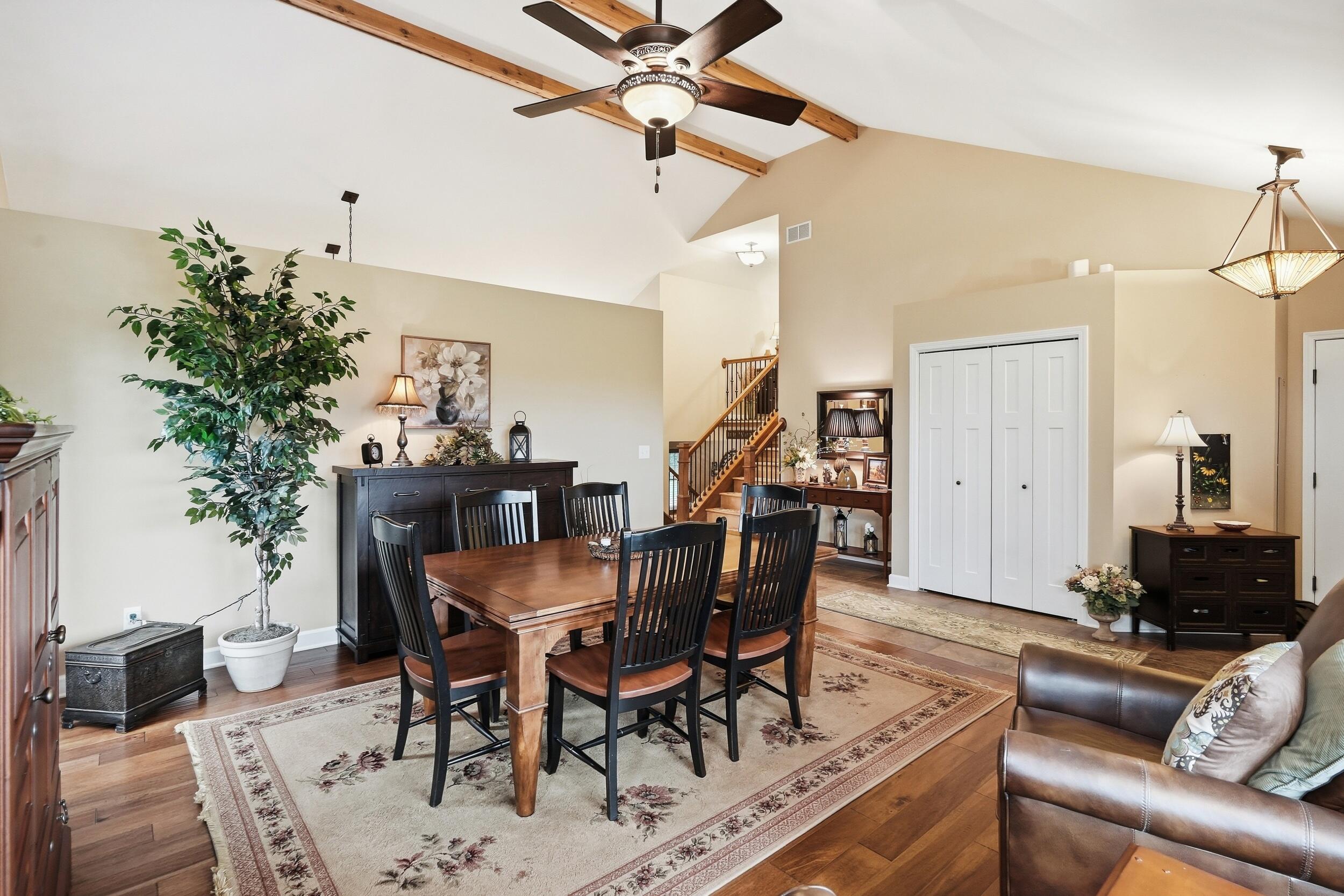 6107 Oak Valley Drive
