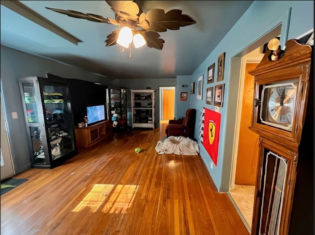 Photo of 390 E Gray Street, Martinsville, IN 46151 (MLS # 831380)