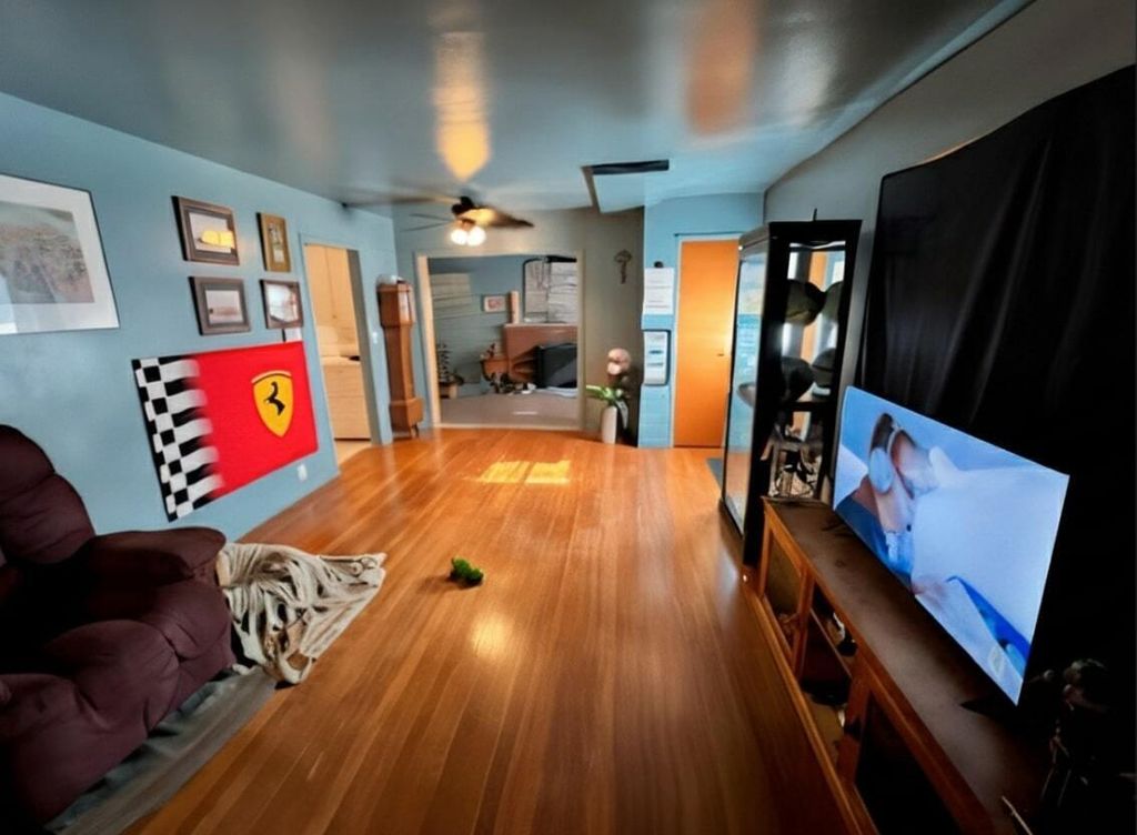 Photo of 390 E Gray Street, Martinsville, IN 46151 (MLS # 831380)