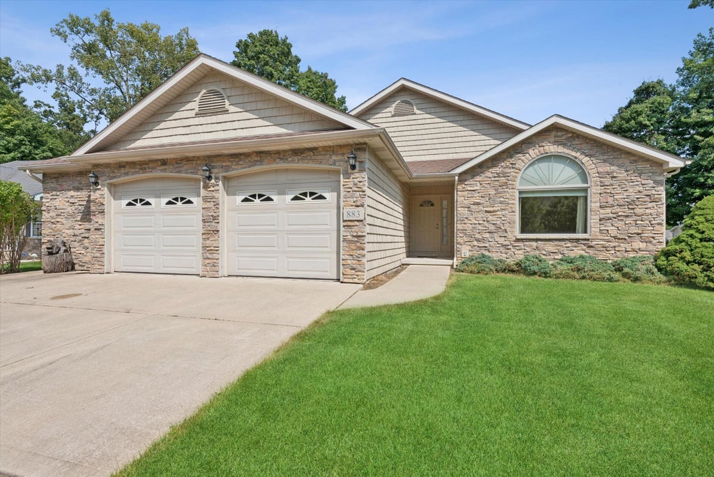 Photo of 883 Hemingway Trail, Valparaiso, IN 46383 (MLS # 844701)