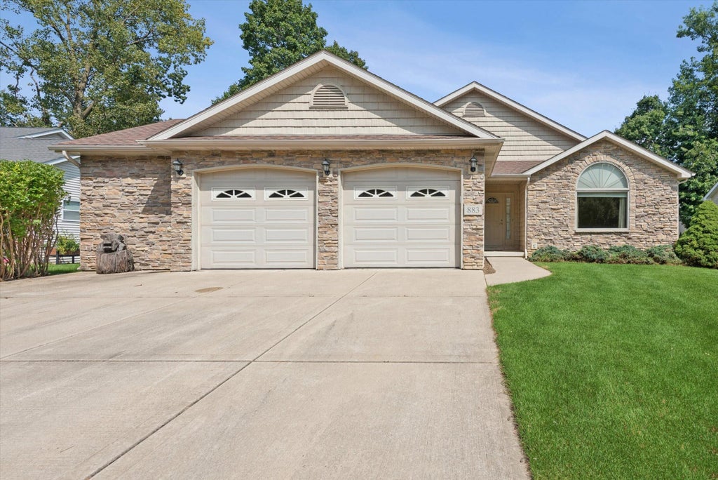 Photo of 883 Hemingway Trail, Valparaiso, IN 46383 (MLS # 844701)