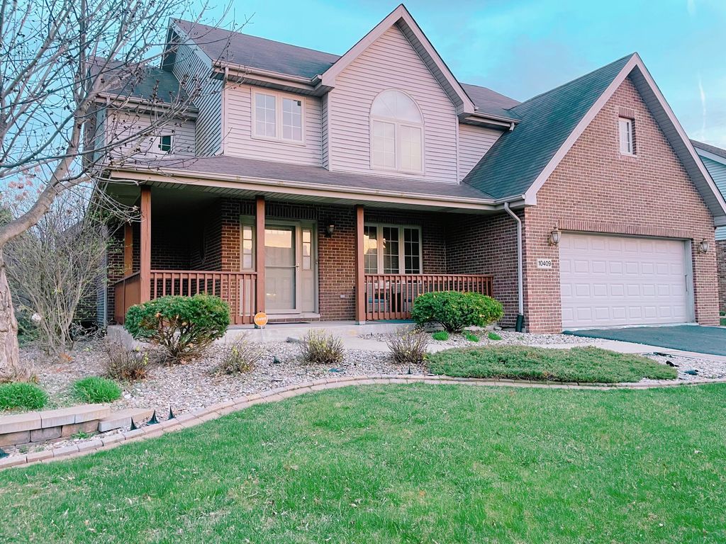 Photo of 10409 Adler Cove, Saint John, IN 46373 (MLS # 837392)