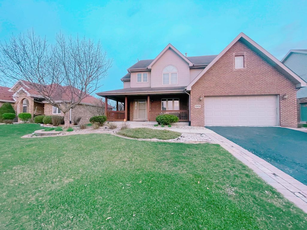 Photo of 10409 Adler Cove, Saint John, IN 46373 (MLS # 837392)