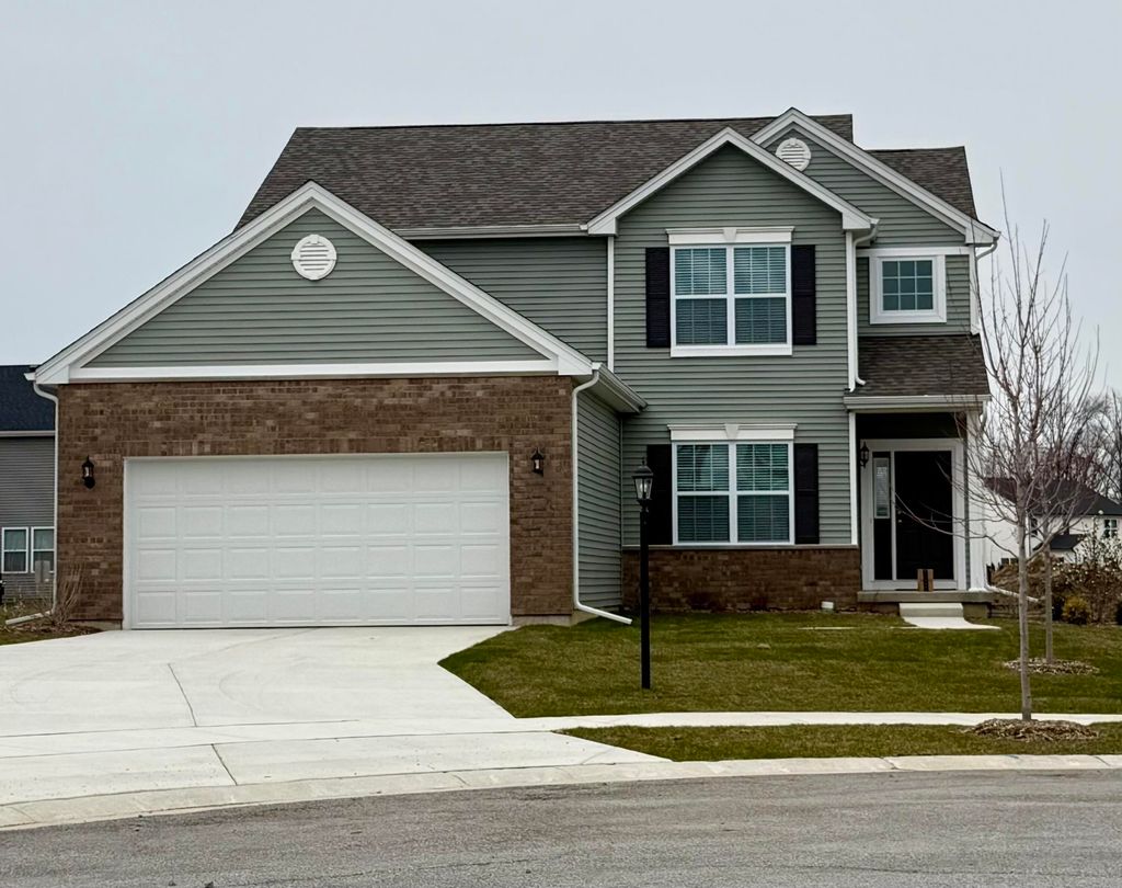 Photo of 10395 California Street, Crown Point, IN 46307 (MLS # 831385)