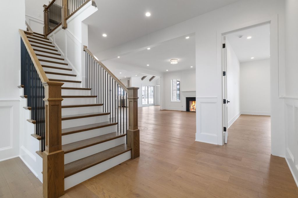 Photo of 9620 Creekview Drive, Saint John, IN 46373 (MLS # 842542)