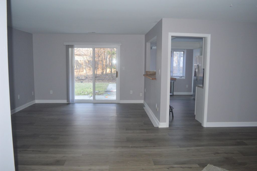 Photo of 710 Knoxbury Drive #1, Schererville, IN 46375 (MLS # 834906)