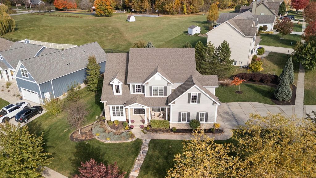 Photo of 3300 Venice Drive, Valparaiso, IN 46385 (MLS # 830438)