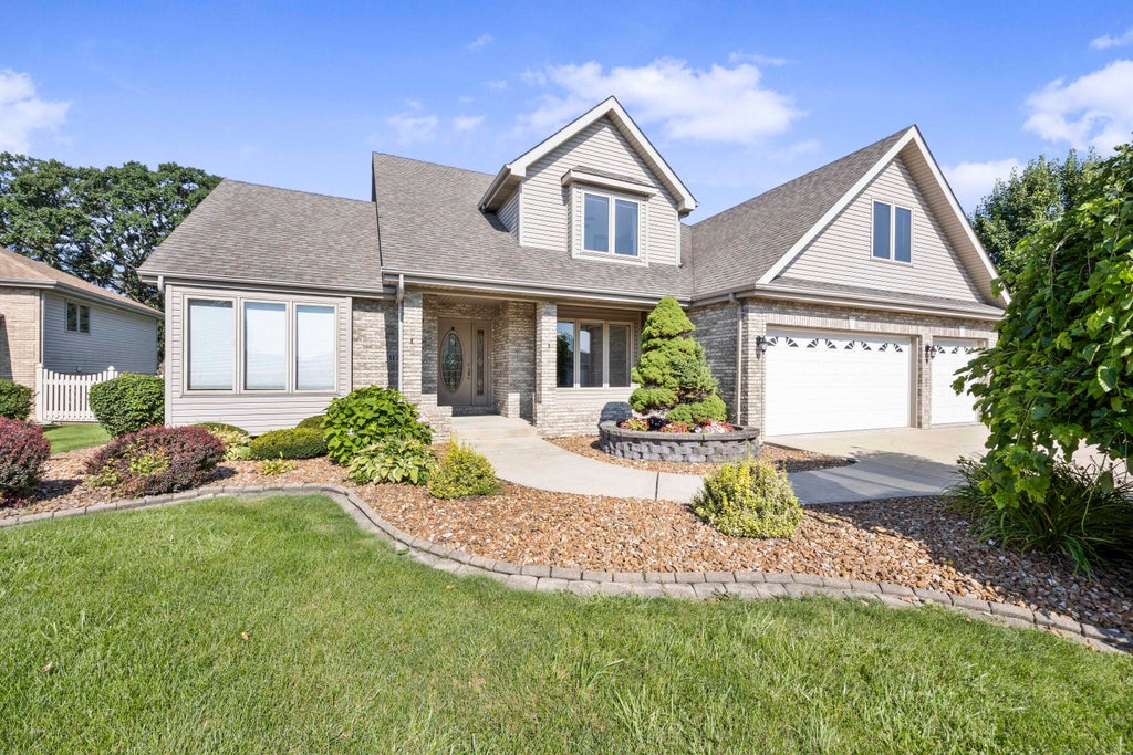Photo of 3170 Maryann Lane, Dyer, IN 46311 (MLS # 844676)