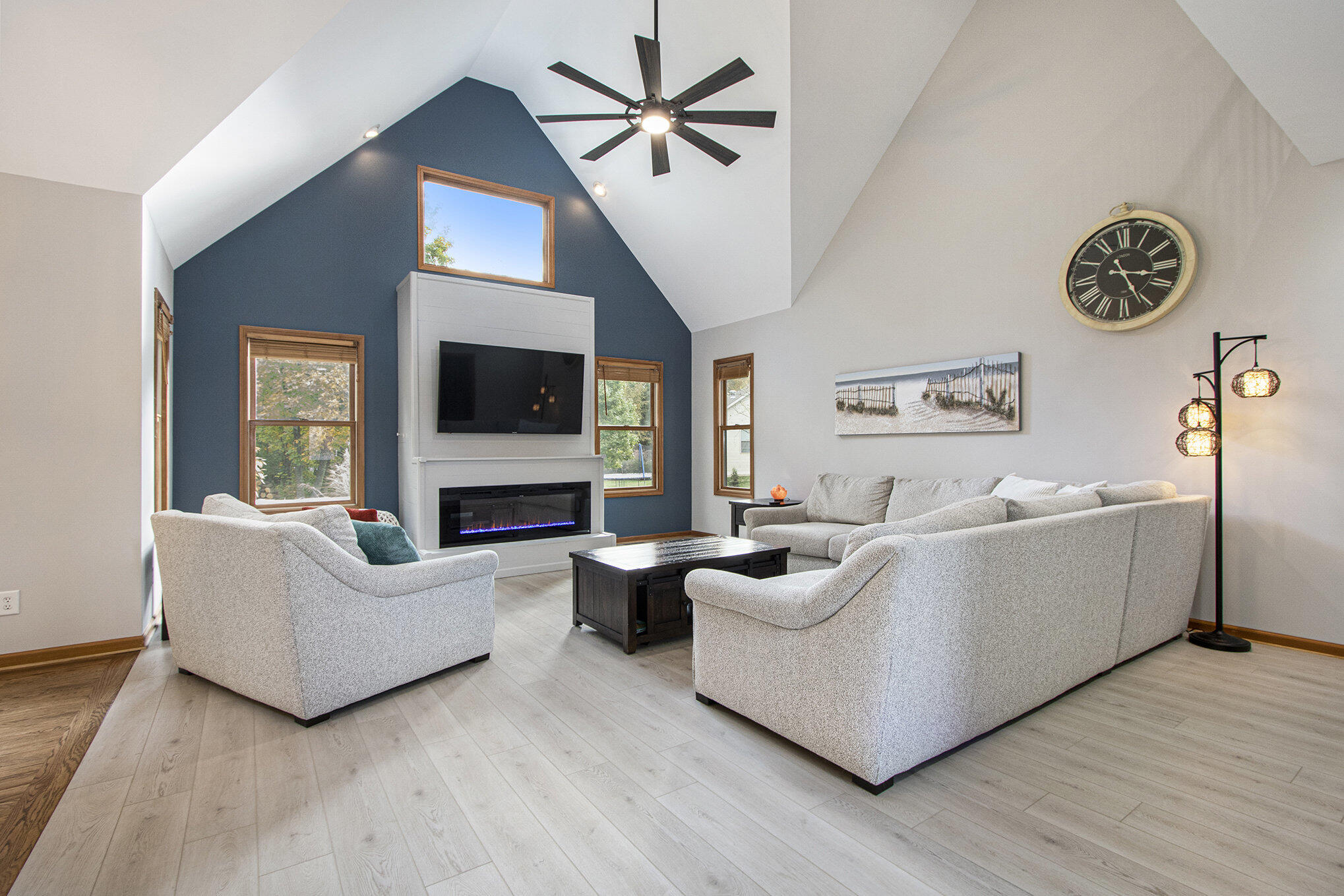 4131 Abercrombie Drive